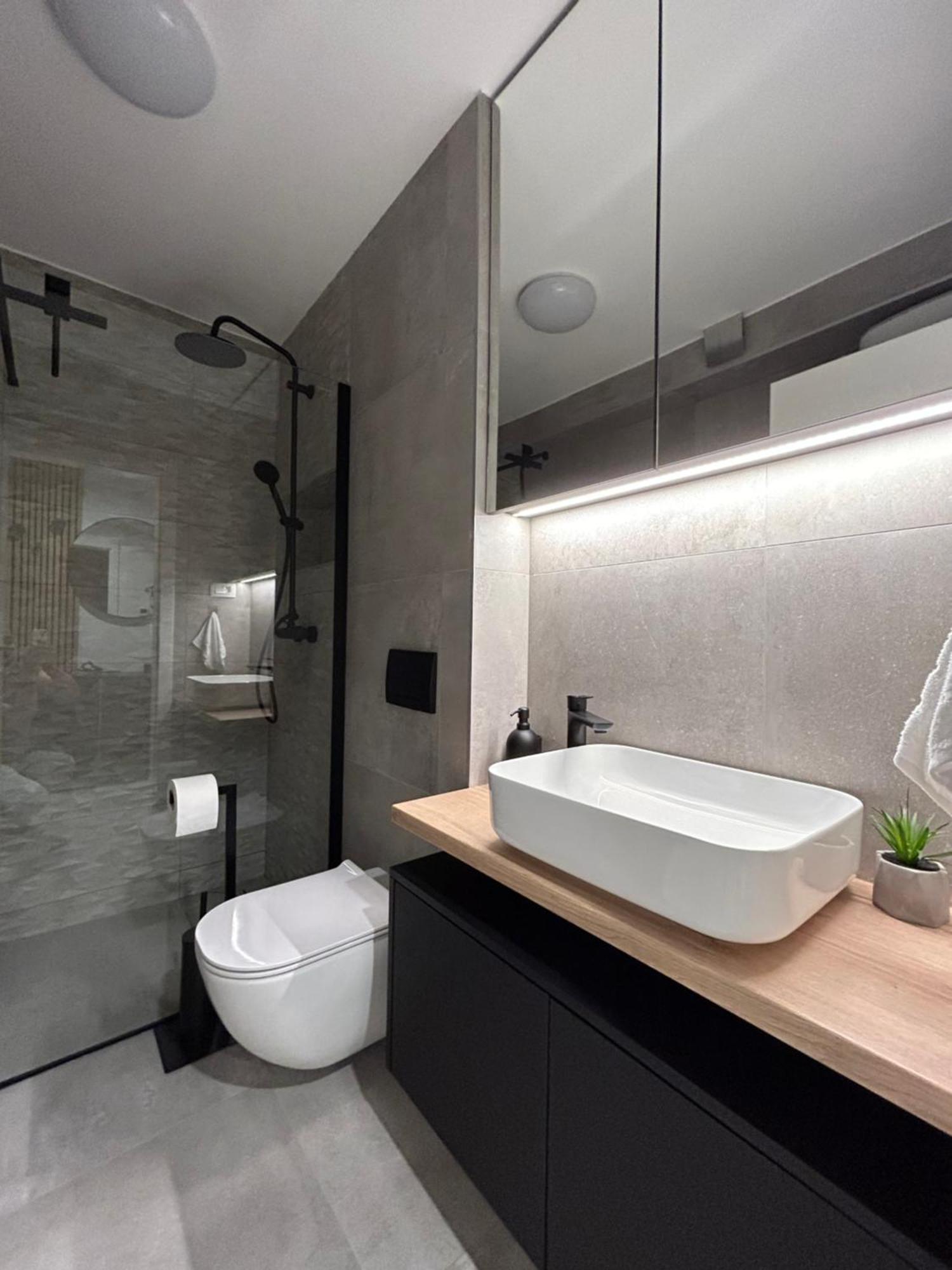 Apartment Oris, Private Parking, Garden 扎达尔 外观 照片