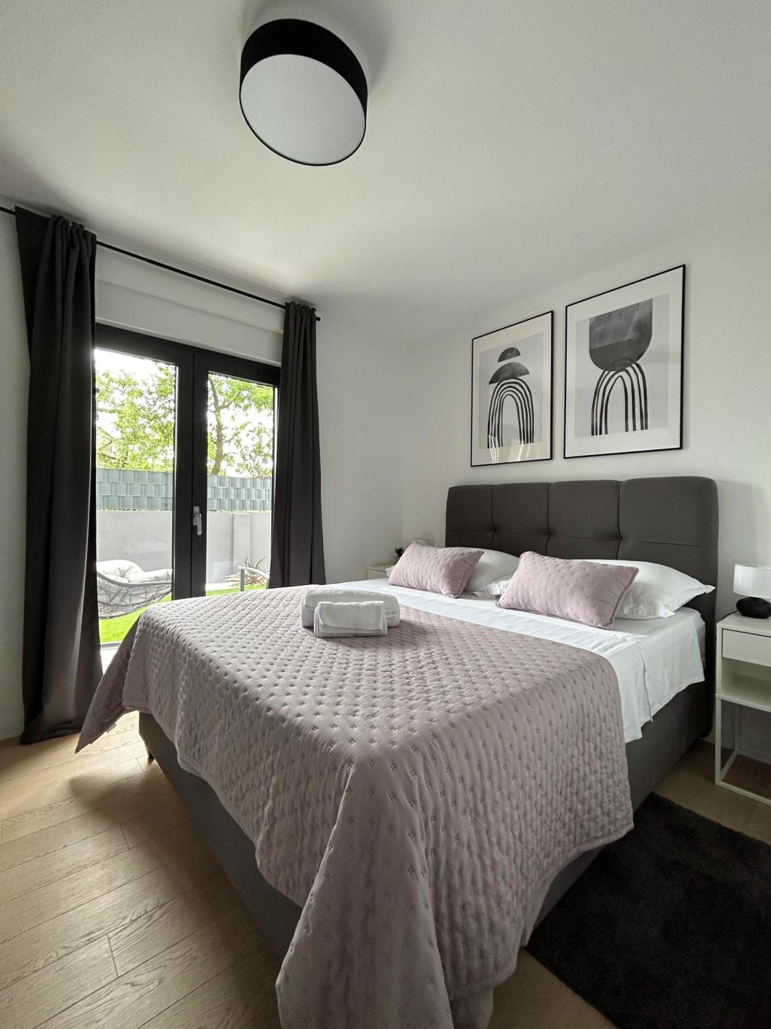 Apartment Oris, Private Parking, Garden 扎达尔 外观 照片